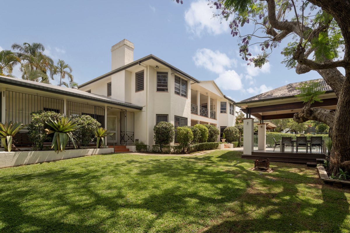 15 London Rd, Clayfield